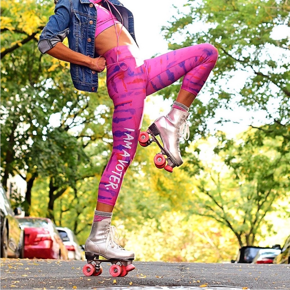 Terez‎ x I Am A Voter Duoknit Capri Pink Leggings Size Medium